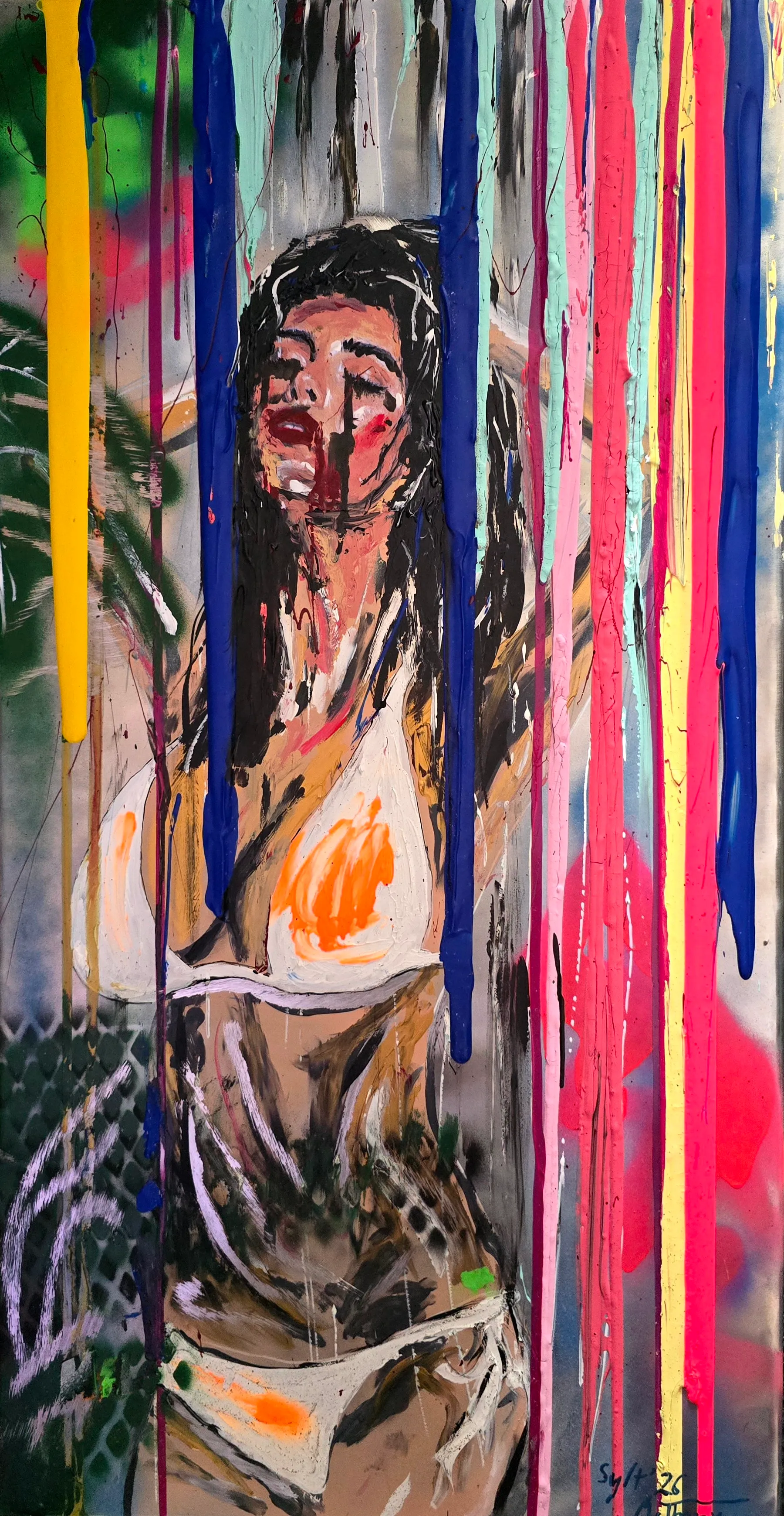 Multimedia-Acrylbild einer Frau hinter laufenden Farbbahnen